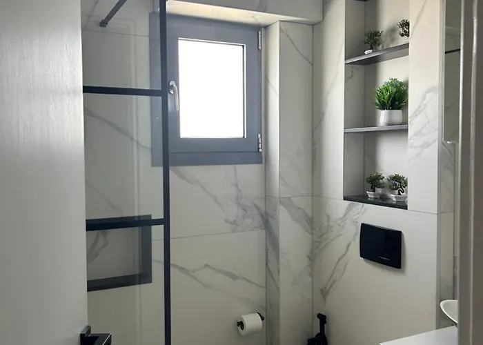 Apartament Hasalla Homes 1 *